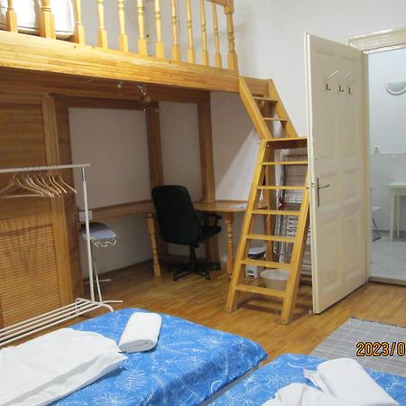 Lavender Apartment Near Heroes' Square & Puskas Stadium Budapest Eksteriør billede